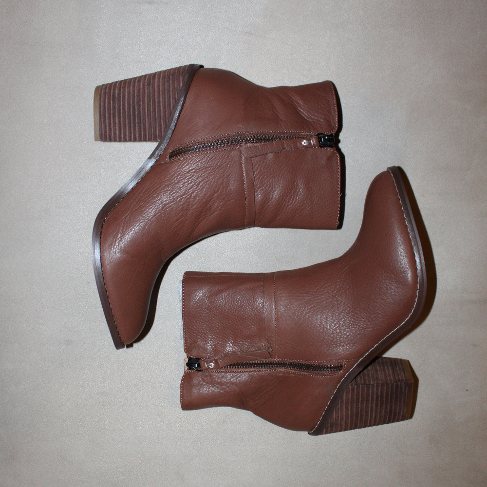 Anthropologie KELSI DAGGER JETSET Brown Boots 10